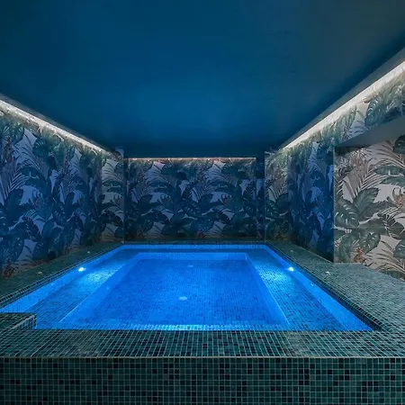 The Nest 2* Херсонісос