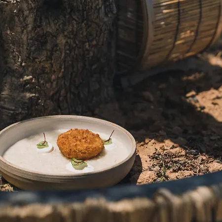 The Nest Готель 2*