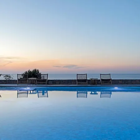 The Nest Hotell