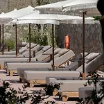 The Nest Ξενοδοχείο 2*