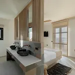 The Nest 2* Χερσόνησος