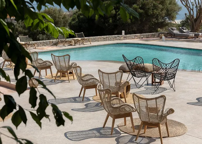 מלון The Nest 2*